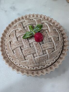 Vintage Lidded Ceramic Pie Dish